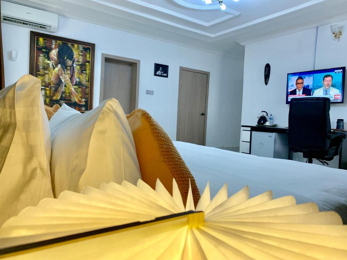 Urban Rootz Hotel Абуджа Екстериор снимка