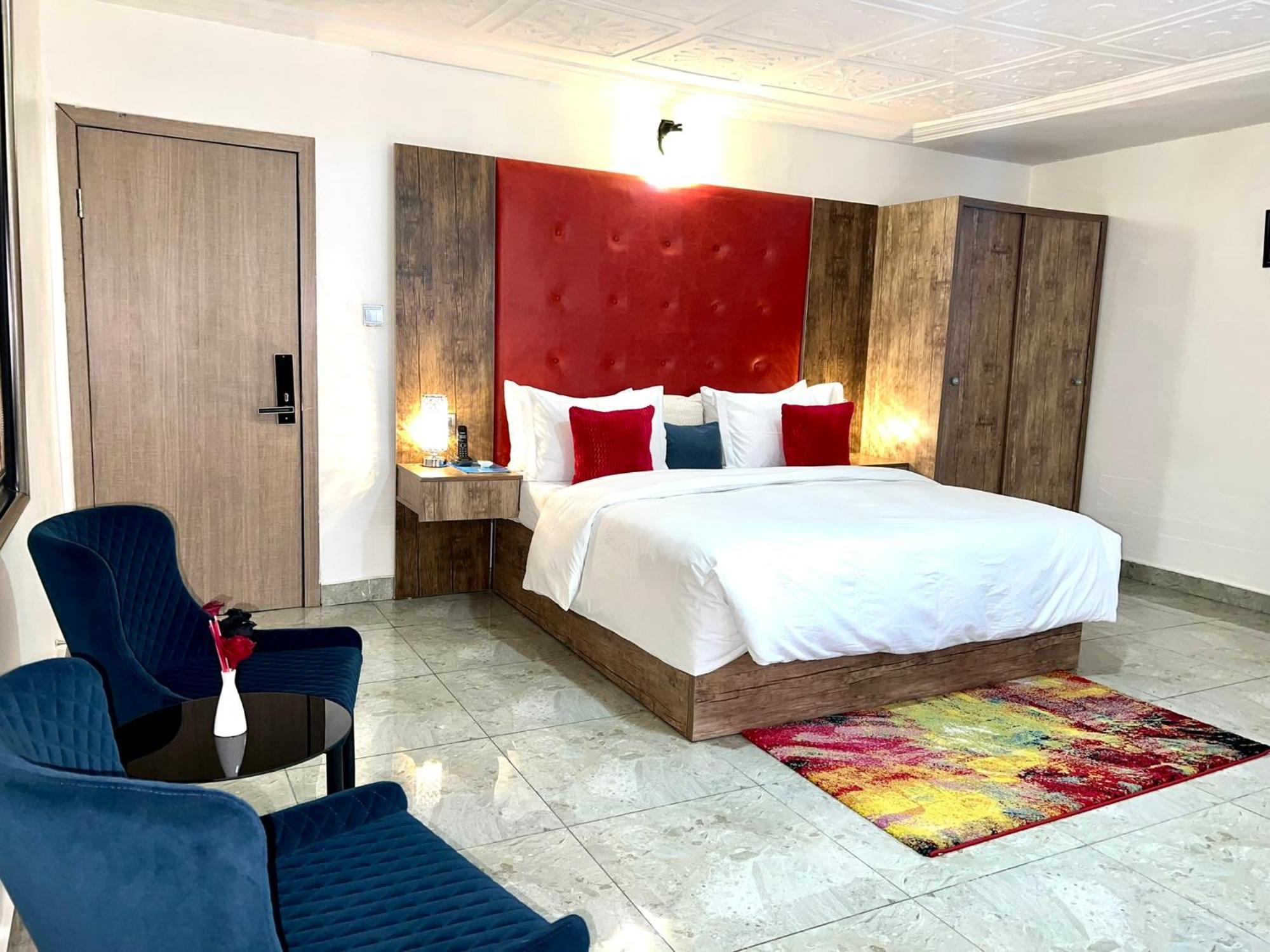 Urban Rootz Hotel Абуджа Екстериор снимка